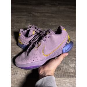 Nike LeBron 21 Mens Size 11.5 Purple Gold Athletic Basketball Shoes Sneakers
